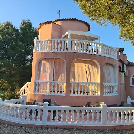 Chateau Angelique * Valencia
