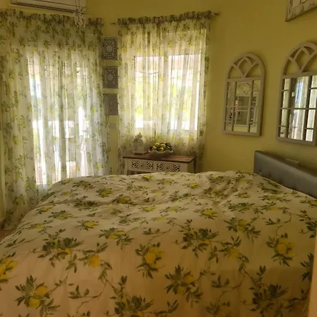 Chateau Angelique * Valencia